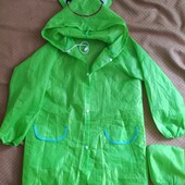 Плащ дождевик до 7-8 лет в мешочке.