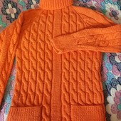 Теплий помаранчевий светр