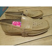 Розпродаж! Нові шкіряні туфлі, мокасини, р.36 на хлопчика