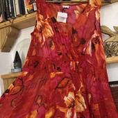 Гарна сукня великого розміру