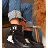 Чоботи жіночі 