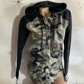 Флисовая рубашка с капюшоном размер хс, состояние идеальное