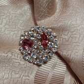 Модная оригинальная брошь - отличный подарок!!