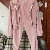Спортивный костюм велюровый