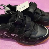 чоловічі кросівки 