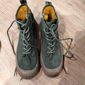 Ботінки, черевики