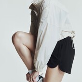 Стильні фірмові спортивні шорти від H&M, S