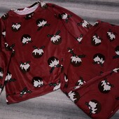 Яркая велюровая пижама отличного качества