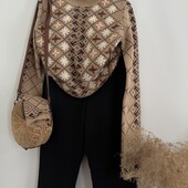 Джемпер з горловиною з вовни