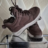 Повністю Натуральної, зимові кросівки ! Розмір 43[26,5)