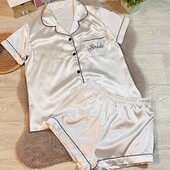 Ніжна атласна піжамка ідеальний стан