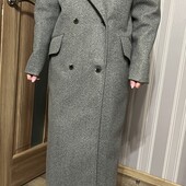 Пальто демісезонне в дуже доброму стані 42-44
