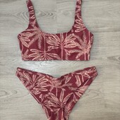 Крутезний брендовий купальник від Decathlon, розмір M/L. Новий.