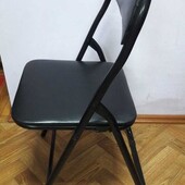 Розкладні ,залізні стільці, чорні.