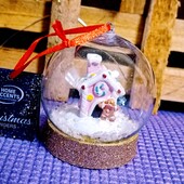 Рождественский шар с искувственным снегом "пряничный домик"