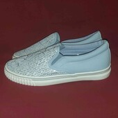 Мокасины новые. Красивые! По стельке 25 см.