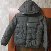 Тепла легенька куртка на 7-8 років, 130 см