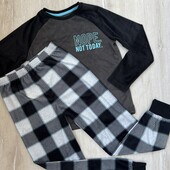 Primark.Тепла Велюрова піжама для хлопчика 128 см (7-8 років)