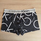 Стильні чоловічі труси-боксери Calvin Klein з фірмовим принтом