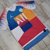 Крутезна футболка для футболіста Nike